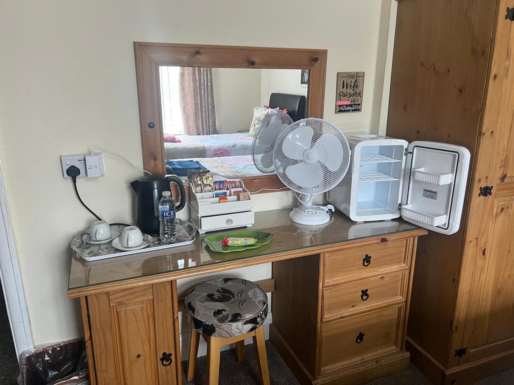 Guest house The Northdale Ltd